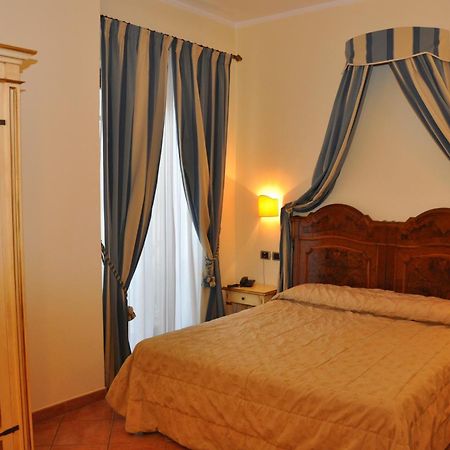Hotel Urbano V 몬테피아스콘 외부 사진