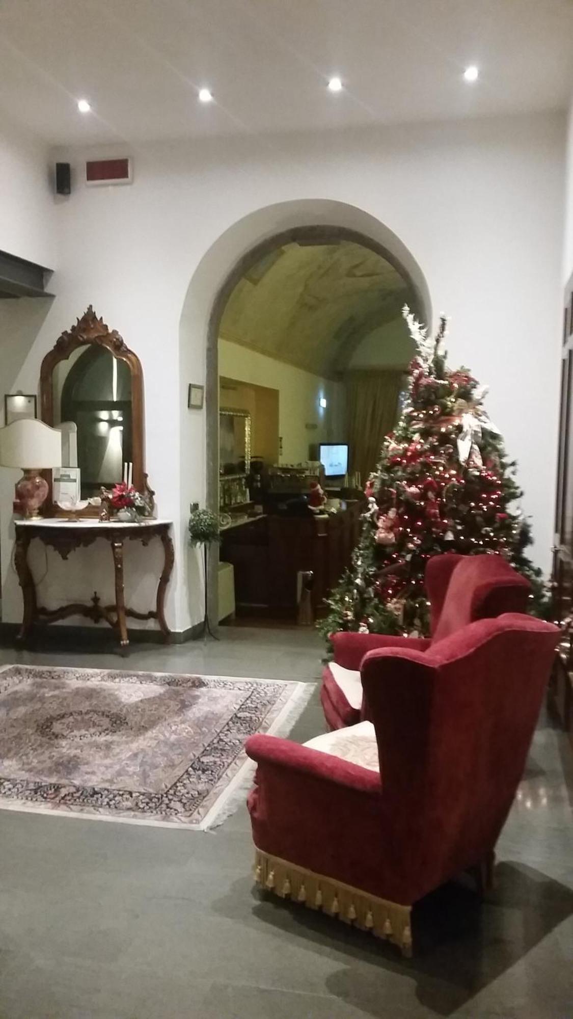 Hotel Urbano V 몬테피아스콘 외부 사진